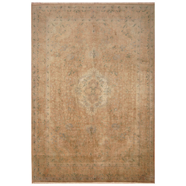 Persian Hand-knotted 1940's Semi-antique Tabriz Wool Rug (6'6 x 8'4)