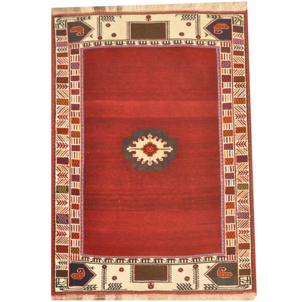Persian Hand-knotted Shiraz Wool Rug (4' x 5'8)