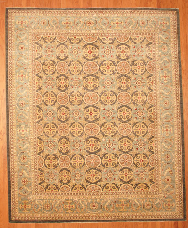 Afghan Hand-knotted Vegetable Dye (9'11 x 12'1)