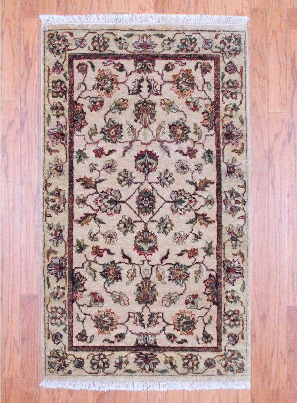 Indo Hand-knotted Vegetable Dye (2'11 x 5')