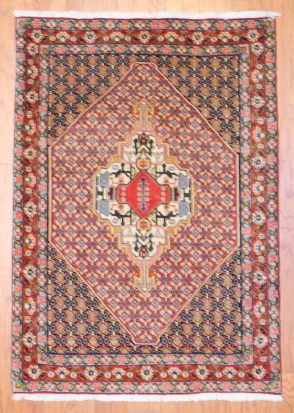 Persian Hand-knotted Sammeh (4' x 5'9)