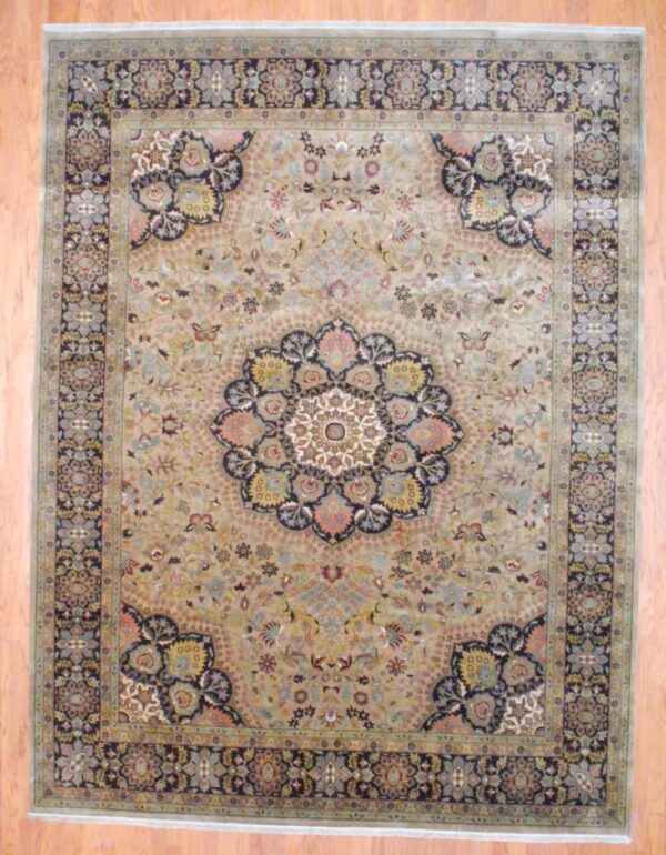 Indo Hand-knotted Tabriz (9' x 12')
