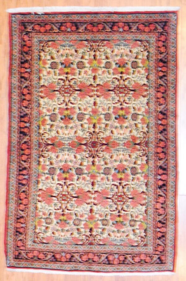 Persian Hand-knotted Bidjar (3'6 x 5'3)