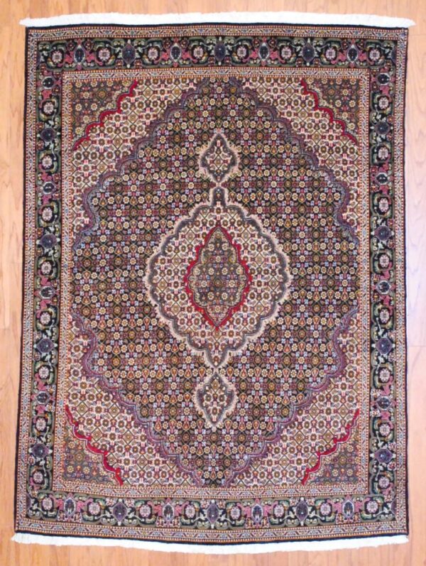 Persian Hand-knotted Fish Design Tabriz (5' x 6'6)
