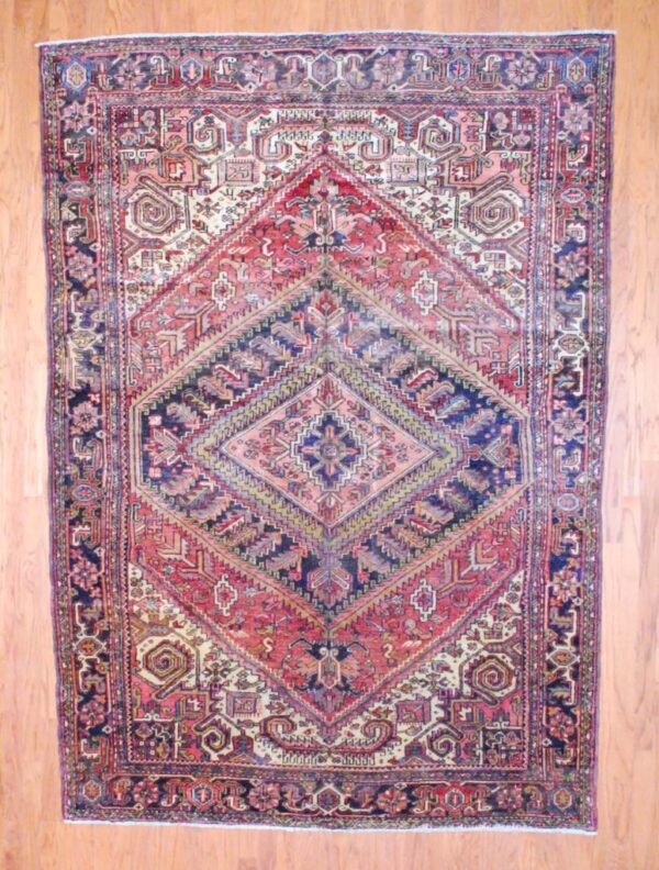 Antique Persian Hand-knotted Heriz (7'6 x 10'6)