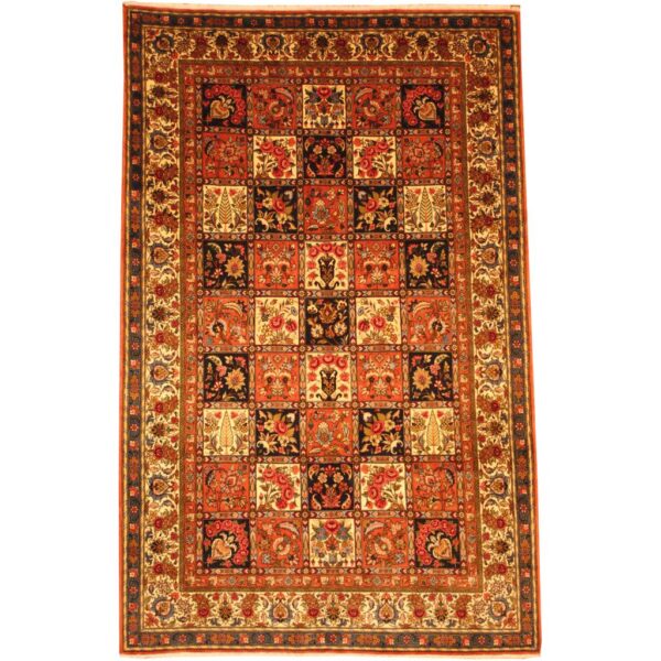 Persian Hand-knotted Bakhtiari (6'7 x 10'5)