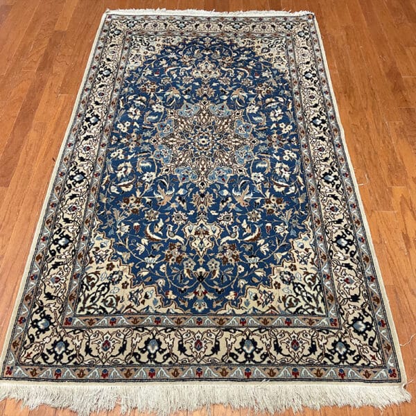 Persian Hand-Knotted Nain Wool Rug (4' x 6'2)
