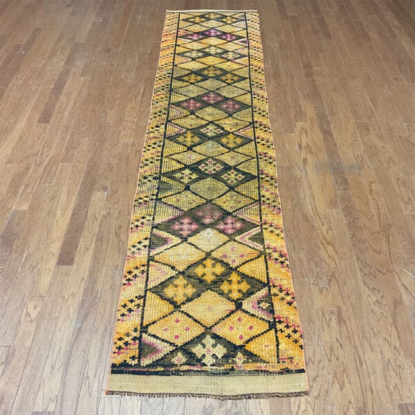 Turkish Hand-knotted Oushak Wool Runner (2'6 x 11'9)